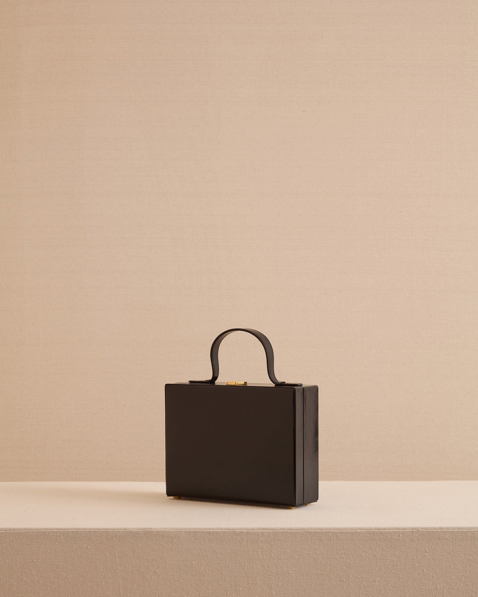 Rear Window Slim Case | Dover Box Black