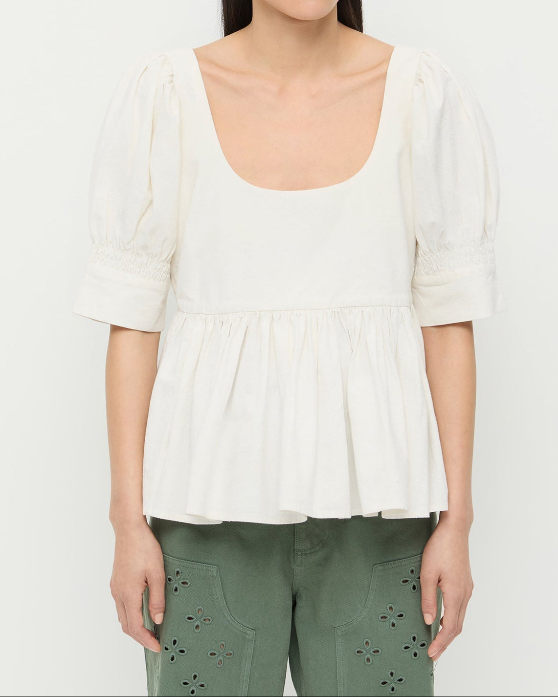 Color: White