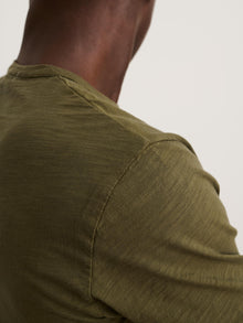 Men | Standard Pocket Tee | Slub Cotton Faded Deep Olive
