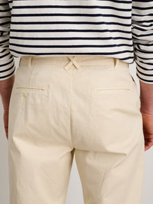 Men | Long Inseam Standard Pleated Pant | Chino Oatmilk