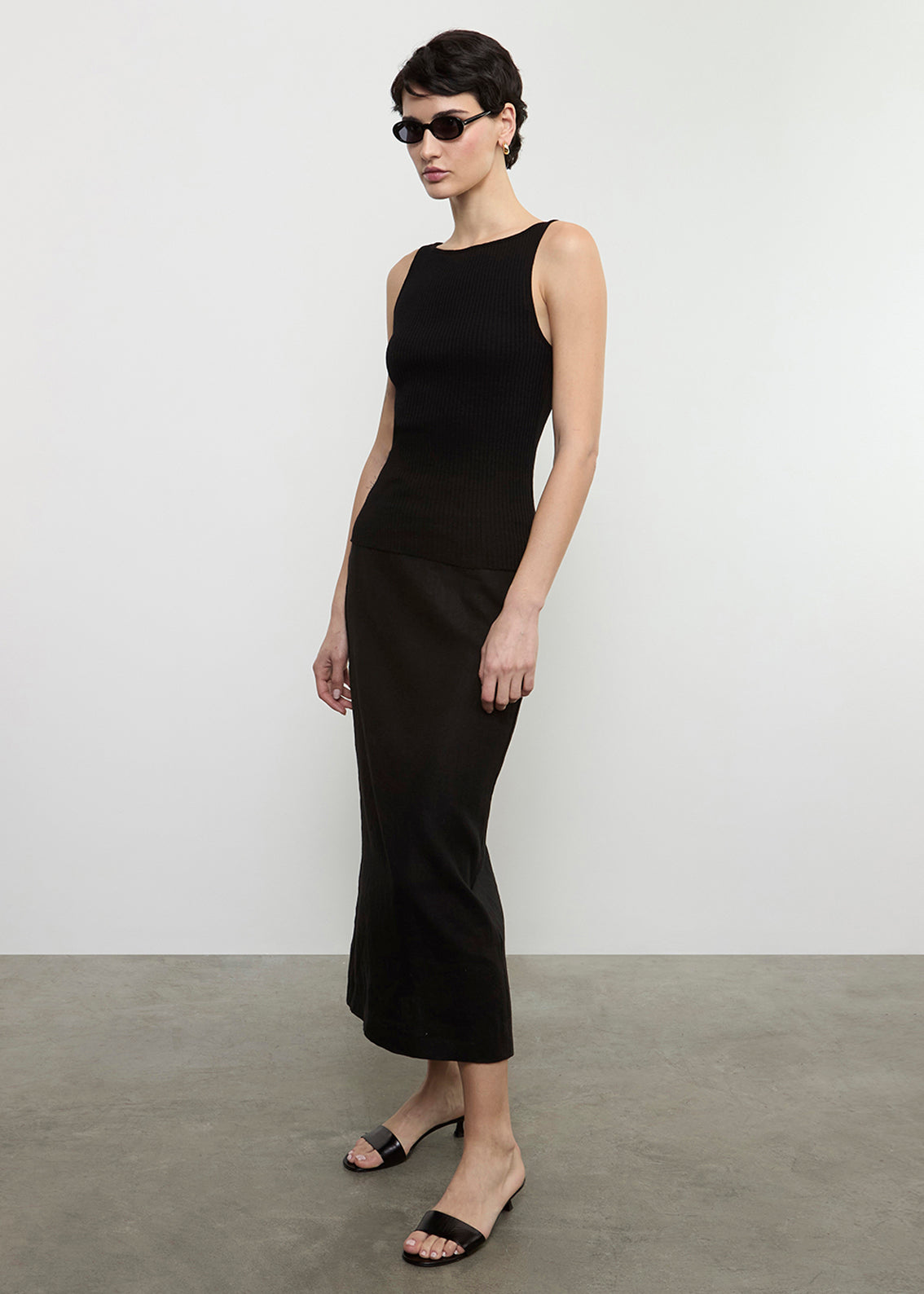 Linen Pencil Skirt | Black