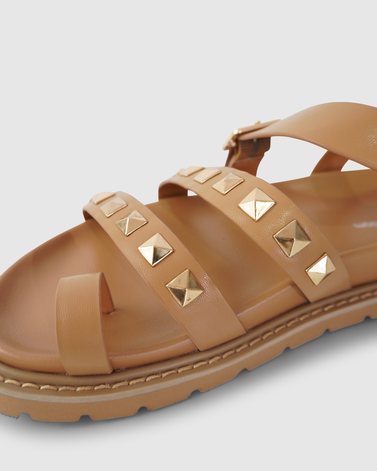 Women | Morning Mood Chunky Stud Sandal | Camel