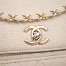 Chanel | Pre-Owned Caviar Business Affinity Messenger Flap | White/Ivory