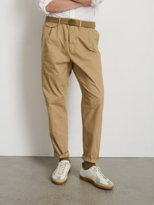 Men | The Standard Pleated Pant | Chino Vintage Khaki