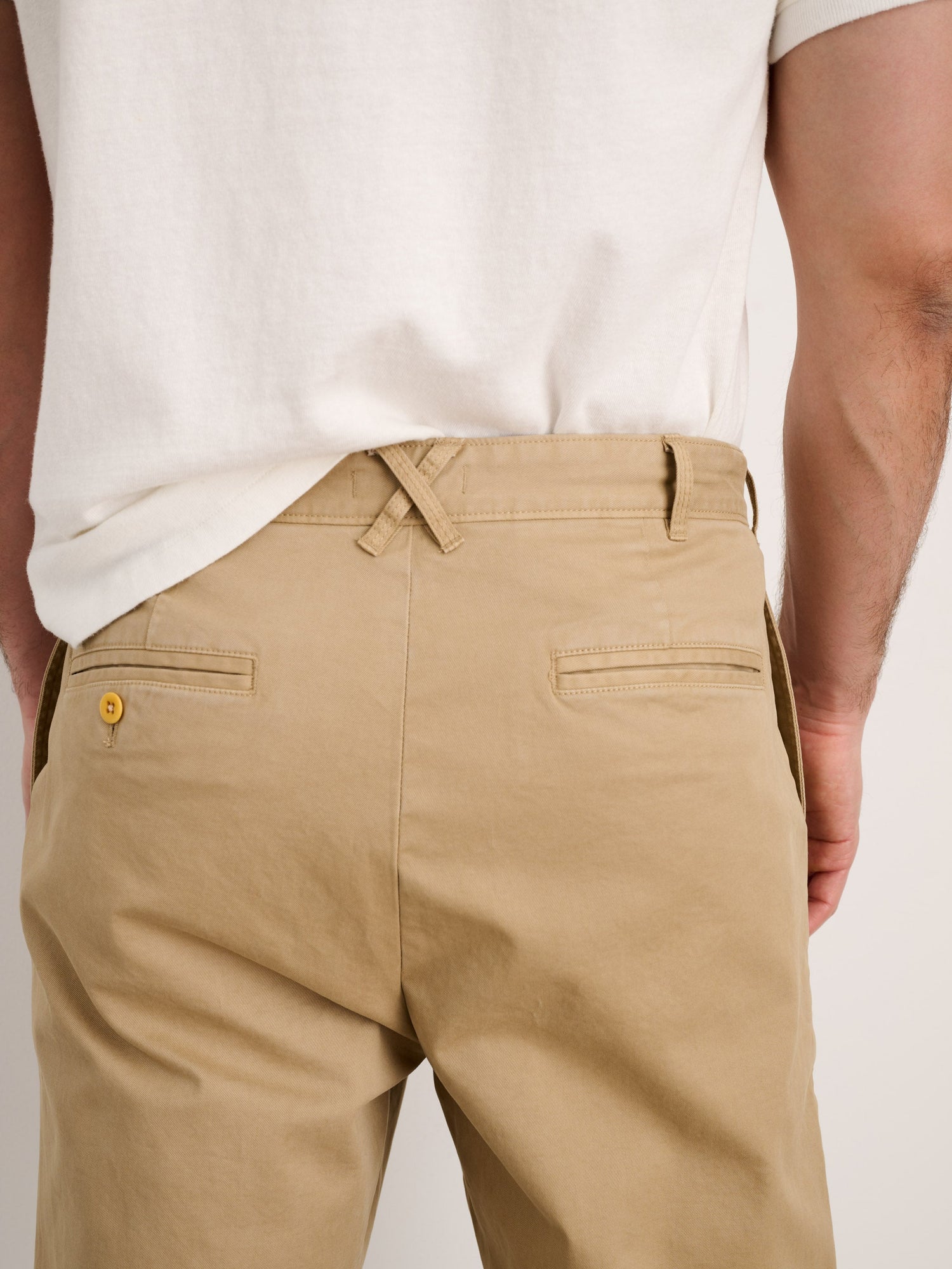 Men | The Standard Pleated Pant | Chino Vintage Khaki