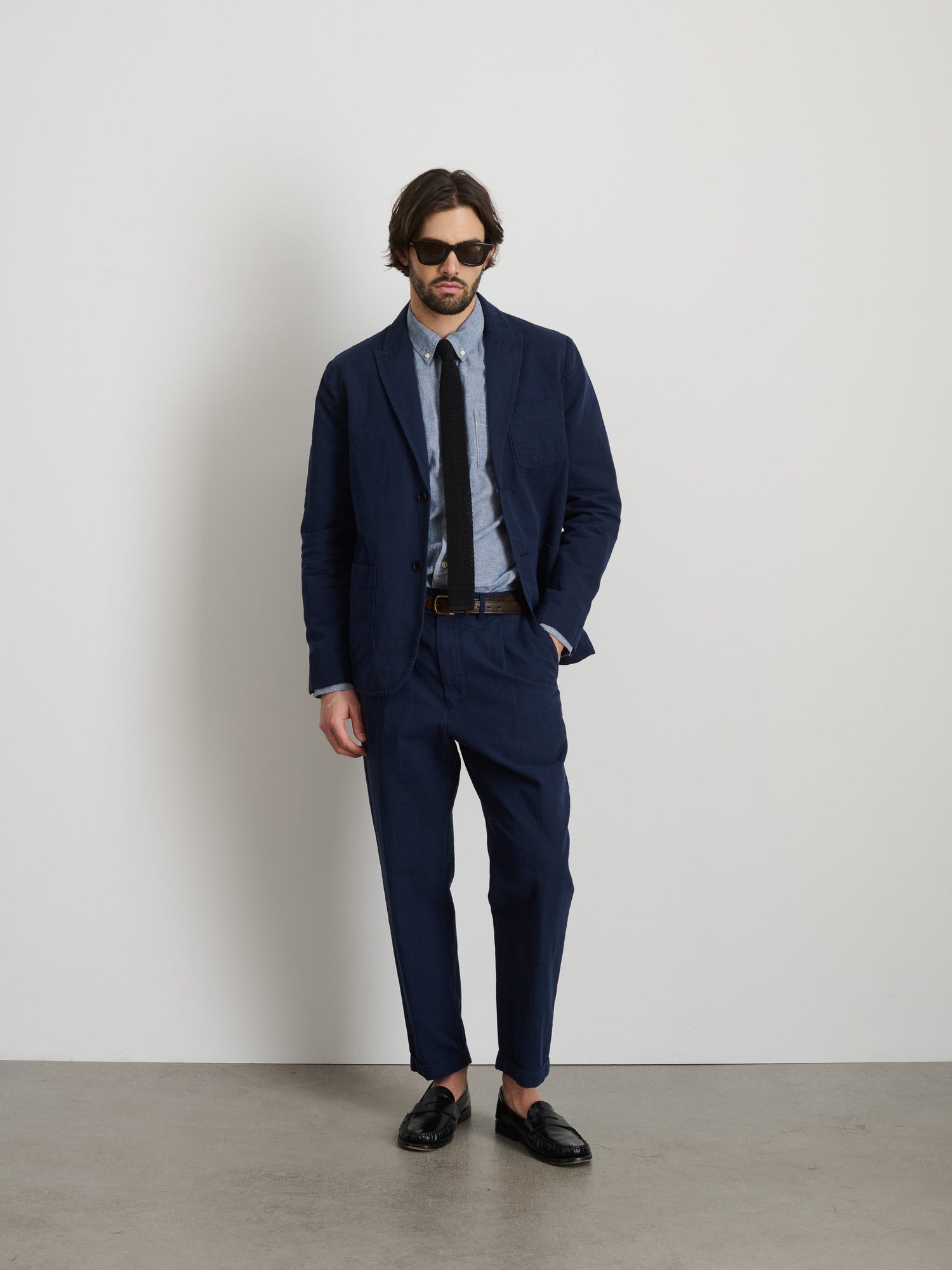 Men | Standard Pleated Pant | Cotton Linen Navy