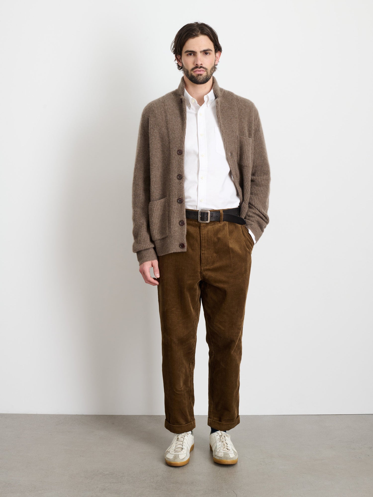 Men | Standard Pleated Pant | Corduroy Saddle