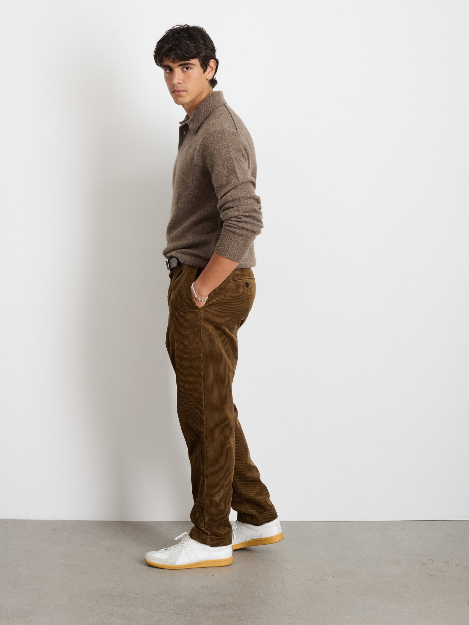 Men | Standard Pleated Pant | Corduroy (Long Inseam) Saddle