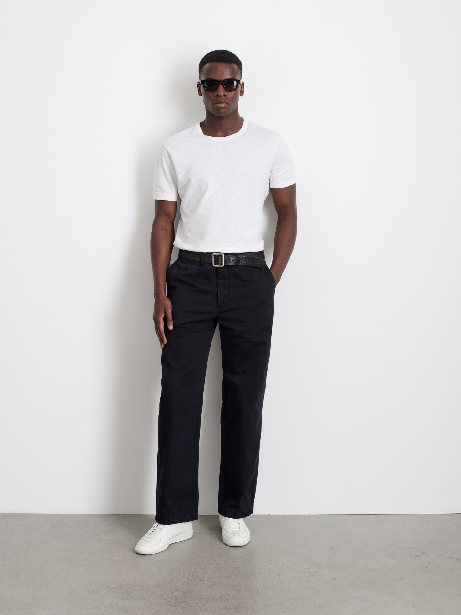 Men | Long Inseam Straight Leg Pant | Vintage Washed Chino Washed Black