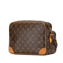 Louis Vuitton | Pre-Owned Monogram Nil Crossbody | Brown