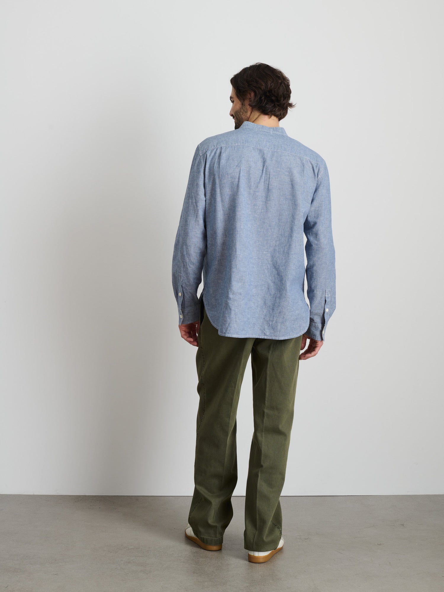 Men | Easy Band Collar Shirt | Chambray Blue Chambray