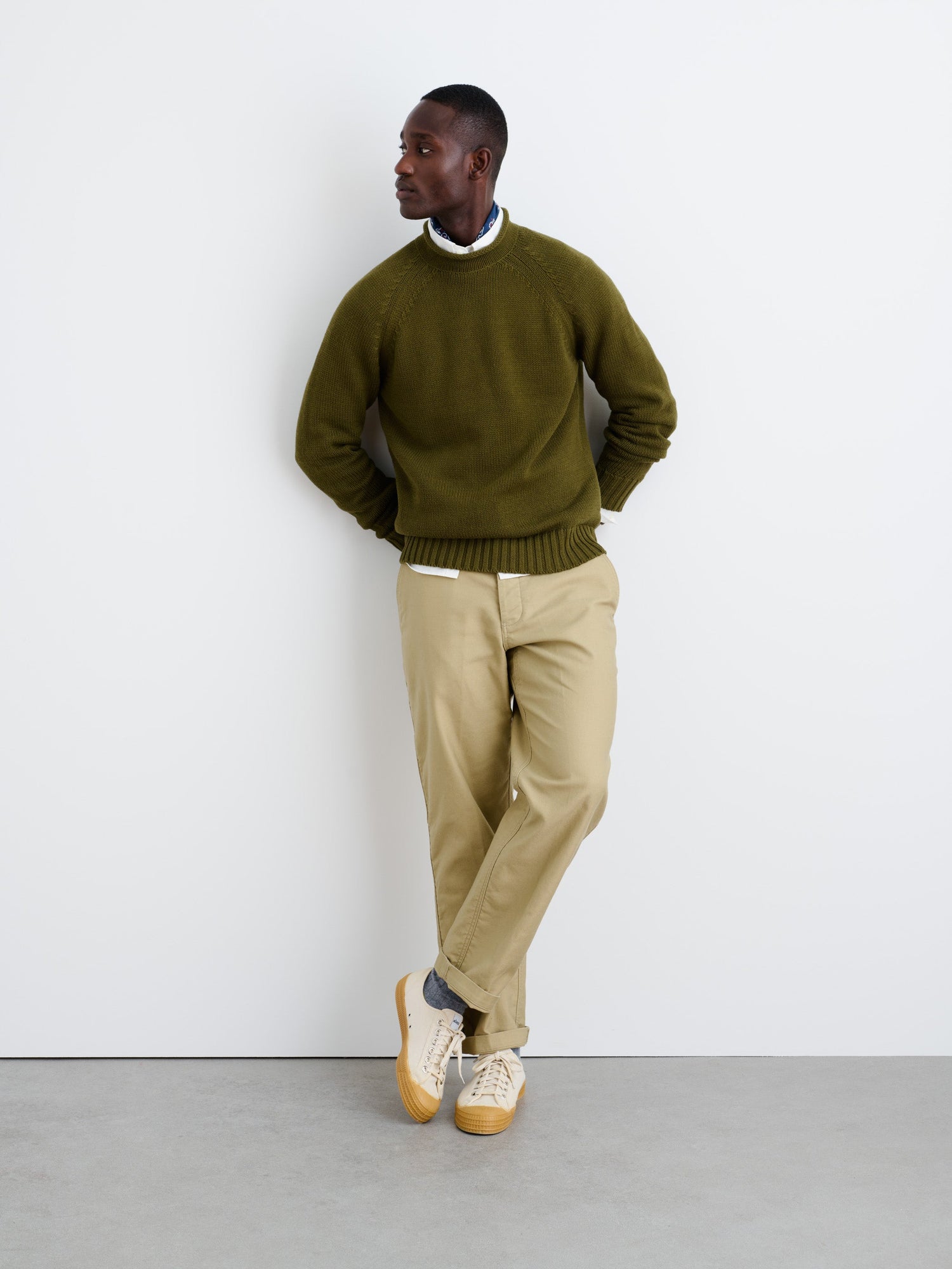 Unisex | Alex Sweater | Deep Olive