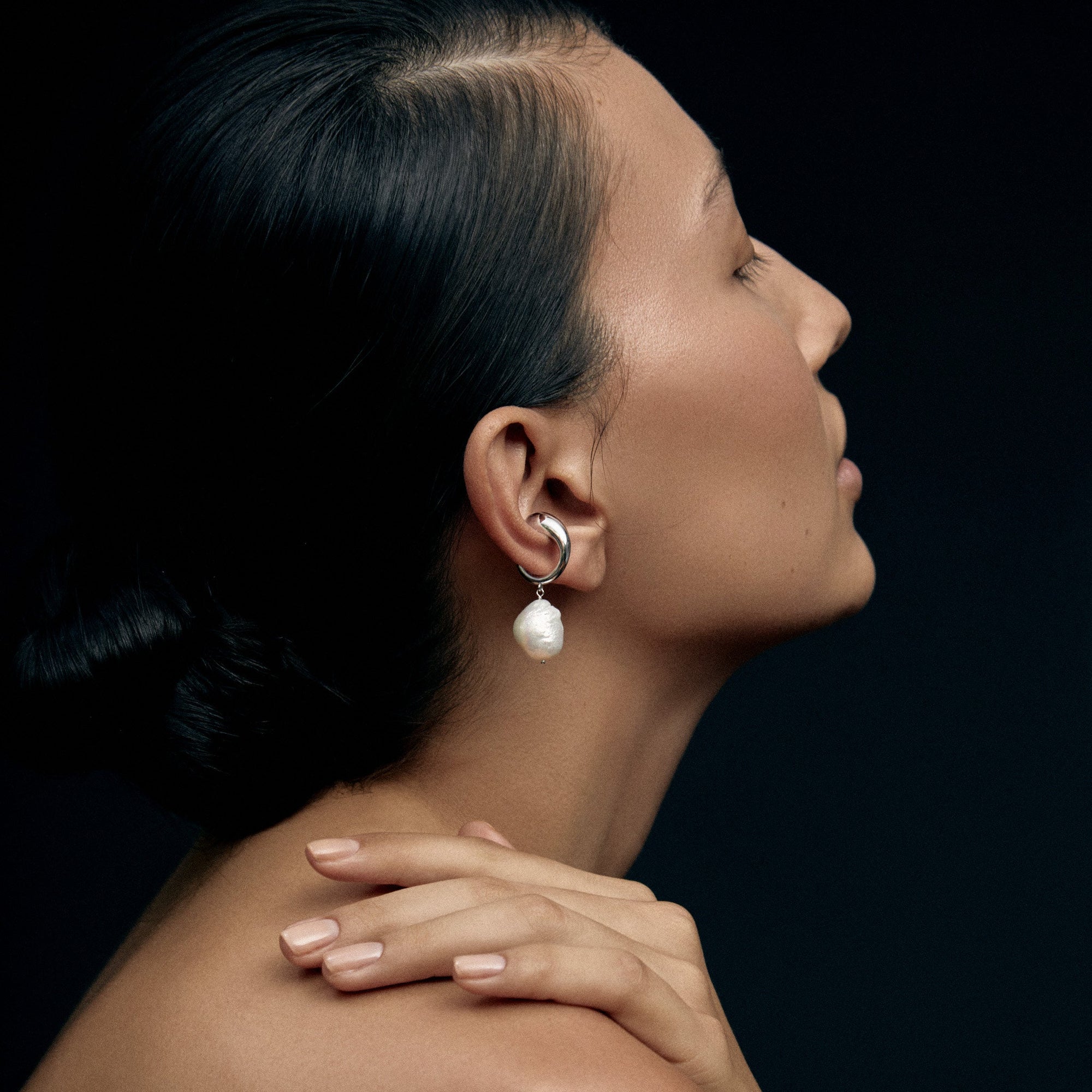 Aura Ear Cuff | Silver | Freshwater Pearls