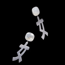 Nuren Earrings | Silver | Mother of Pearl