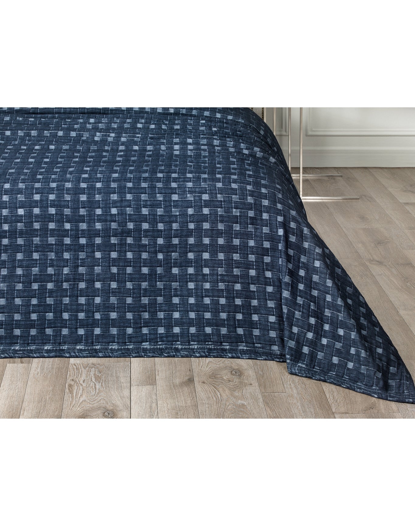 Magellan Quilted Cotton Comforter | Blue