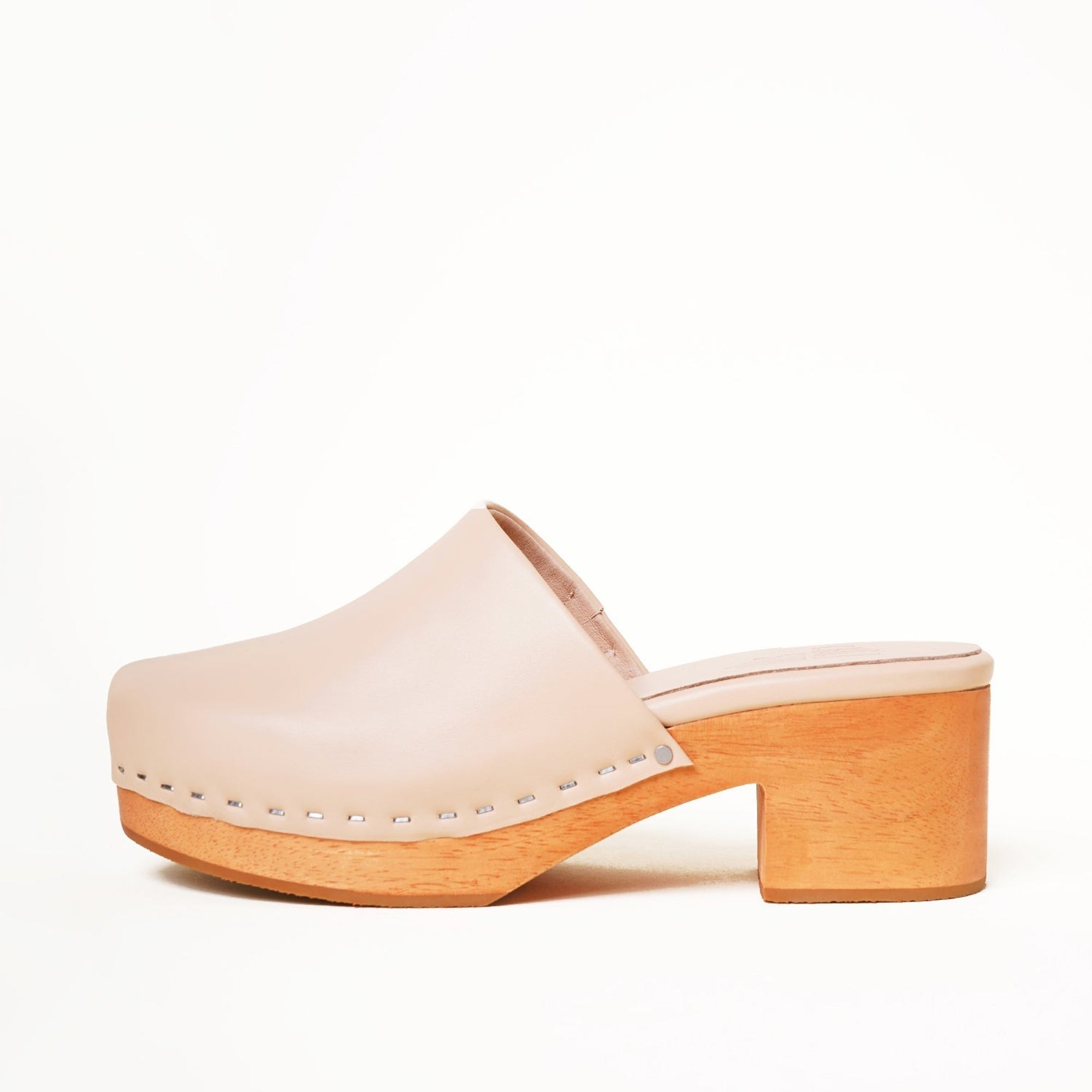 Martino Low Heel Wooden Clog | Bisque