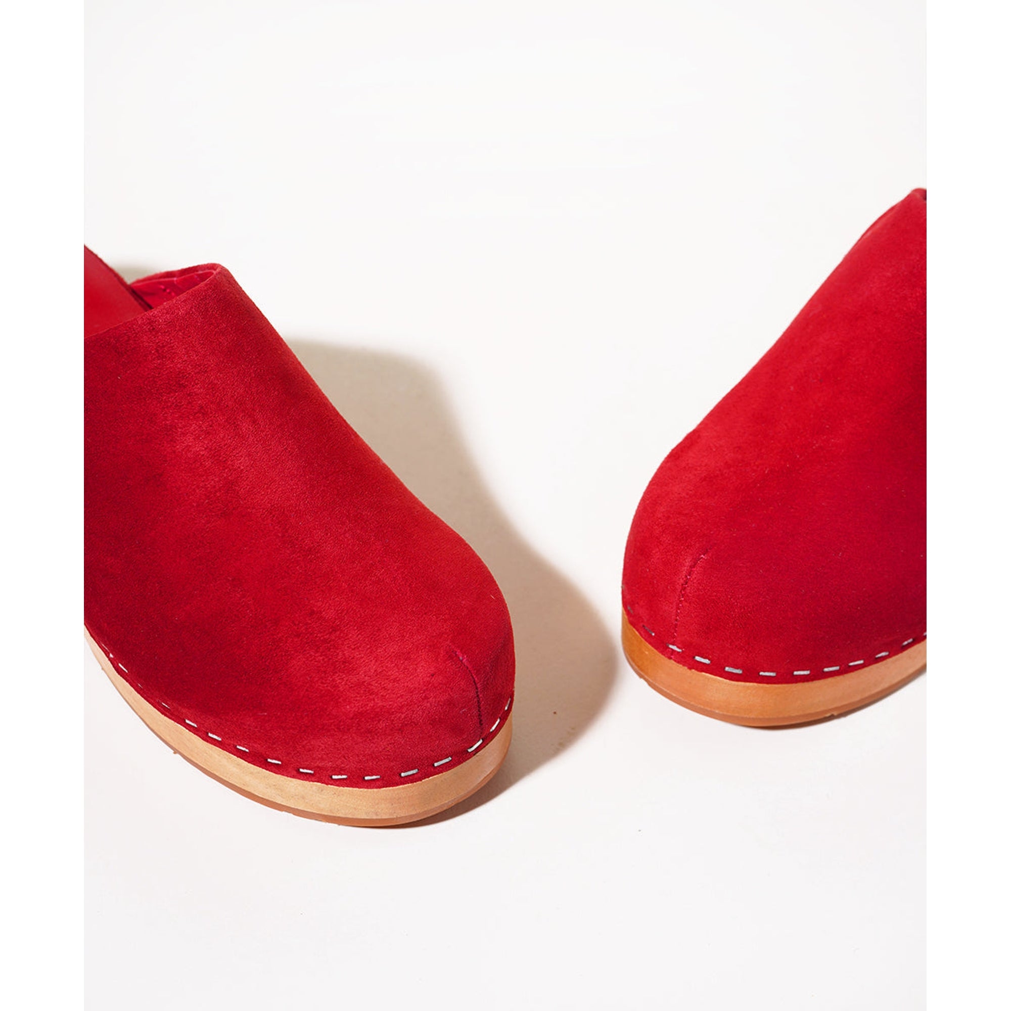 Martino Low Heel Wooden Clog | Chili