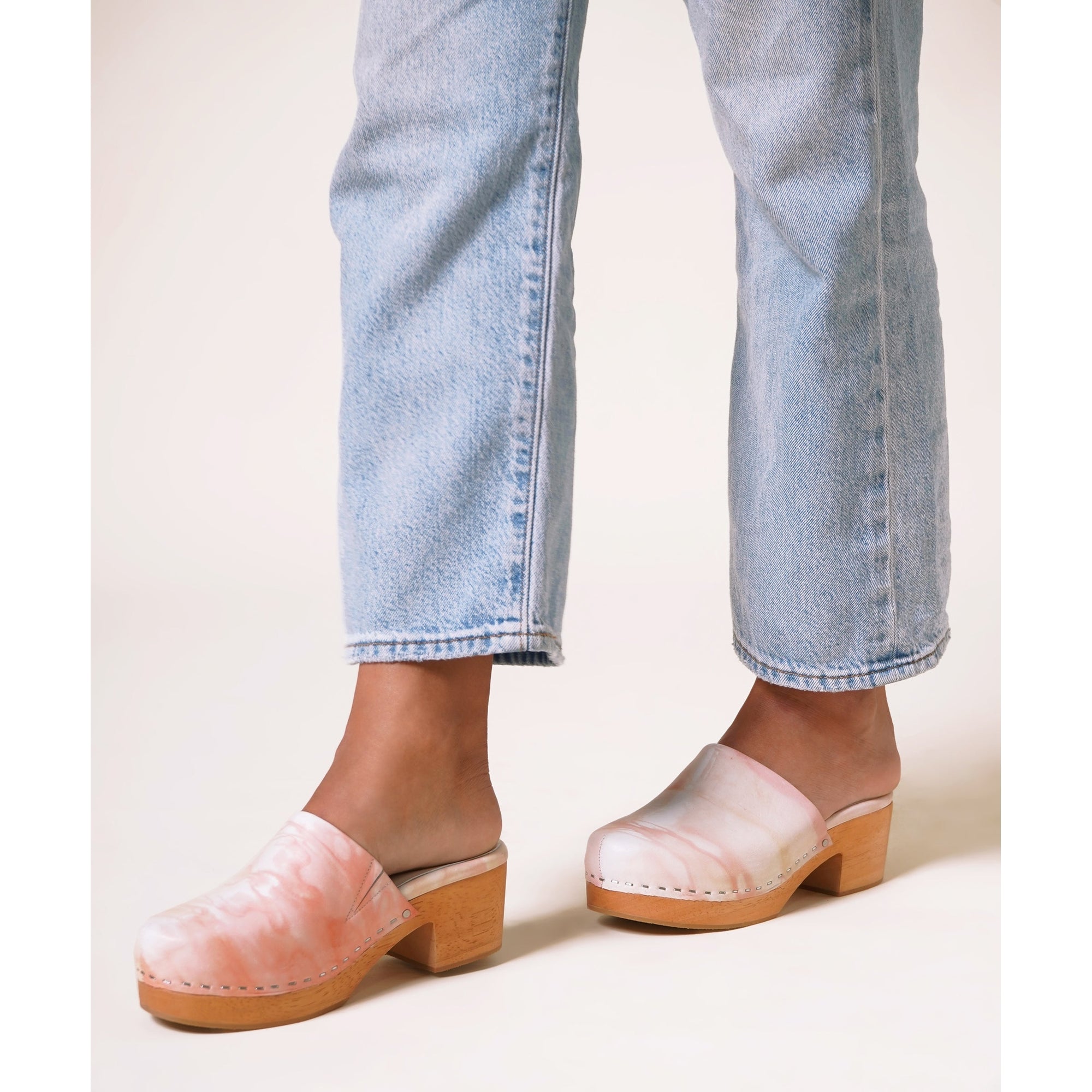 Martino Low Heel Wooden Clog | Sundown