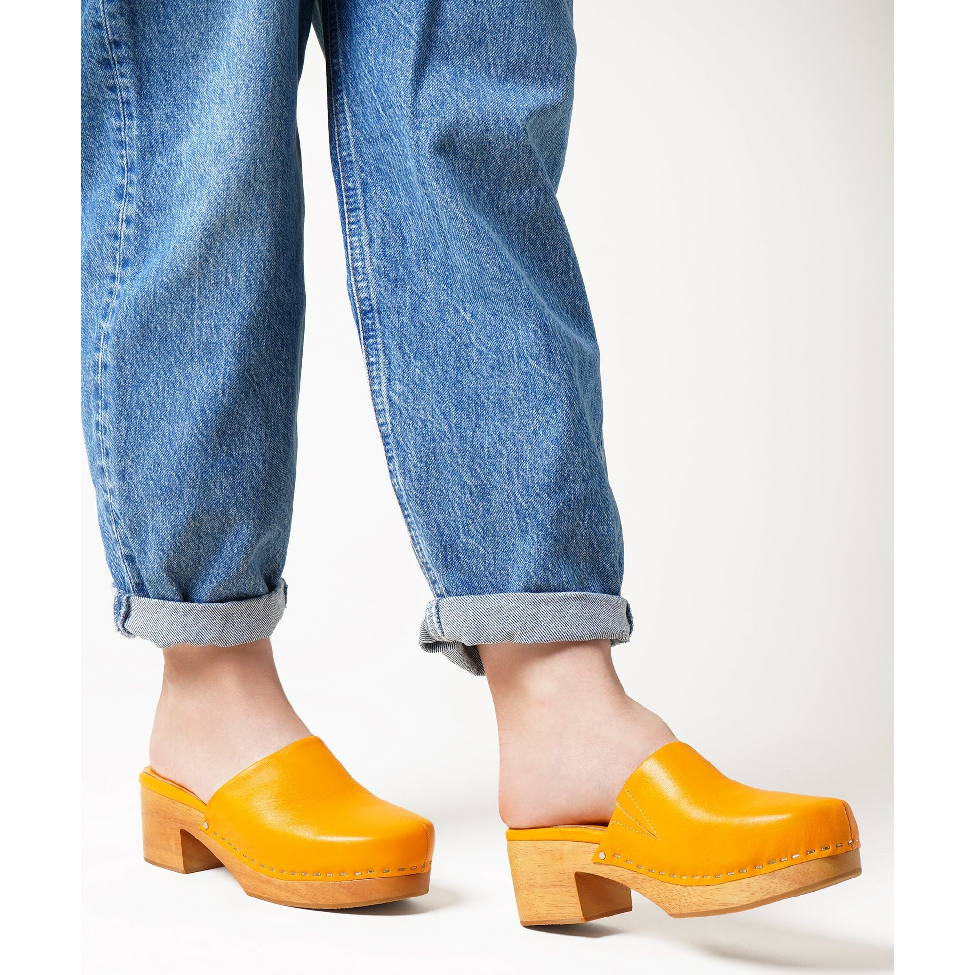 Martino Low Heel Wooden Clog | Yolk