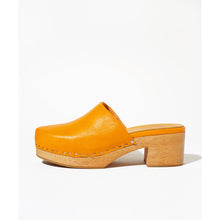 Martino Low Heel Wooden Clog | Yolk