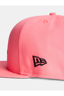 Men | 950 JL Script Green UV | Hot Pink