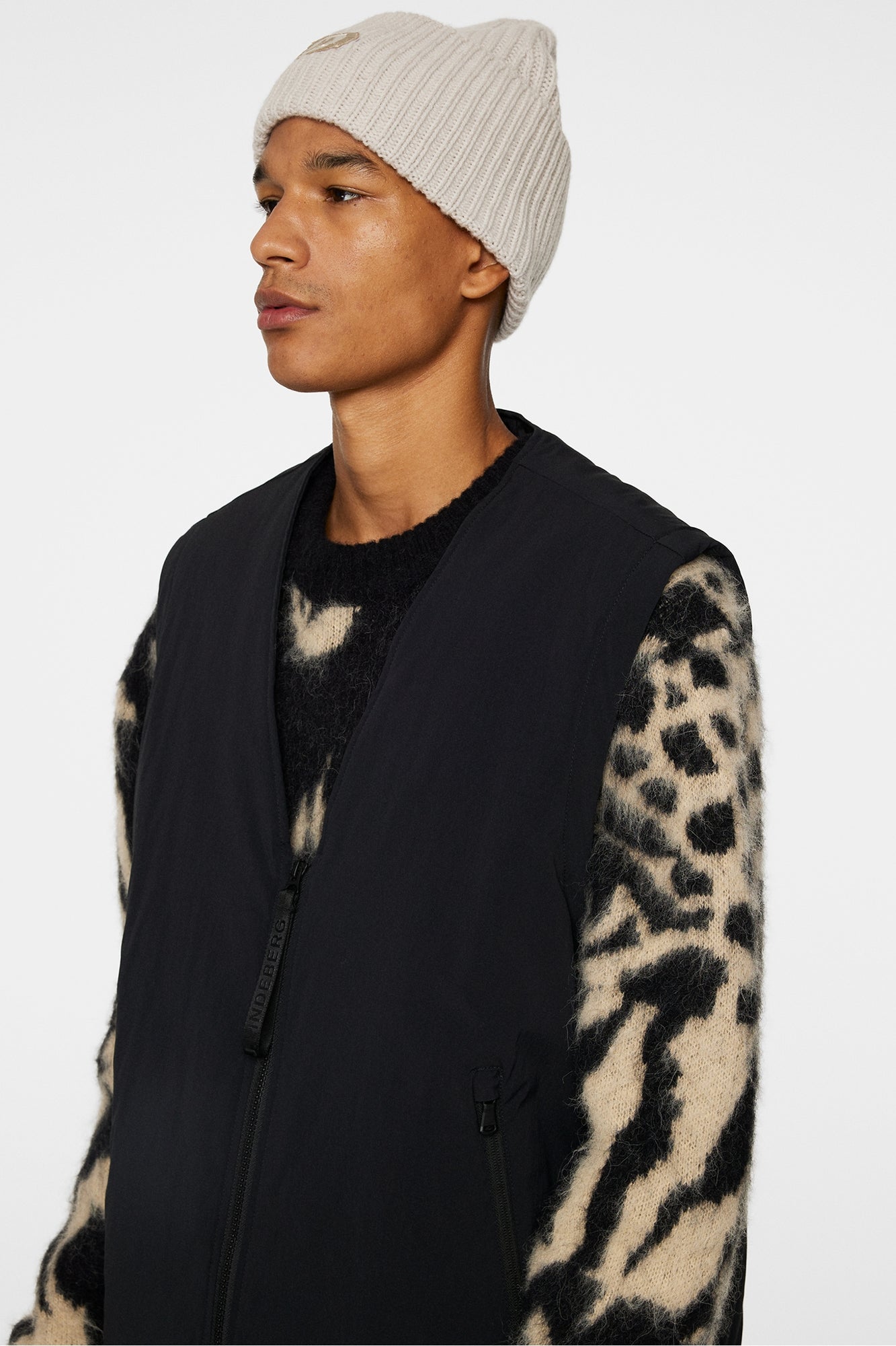 Men | Cain Padded Vest | Black