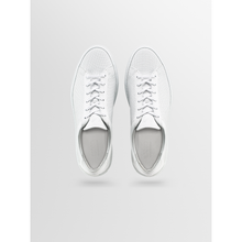 Men | Capri in Triple White Perforated