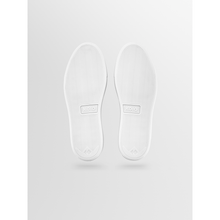 Men | Capri in Triple White Perforated