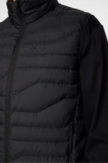 Men | Cliff Light Down Vest | Black