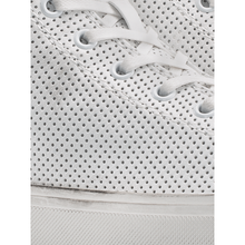 Men | Court in Chalk Perforated Distressed