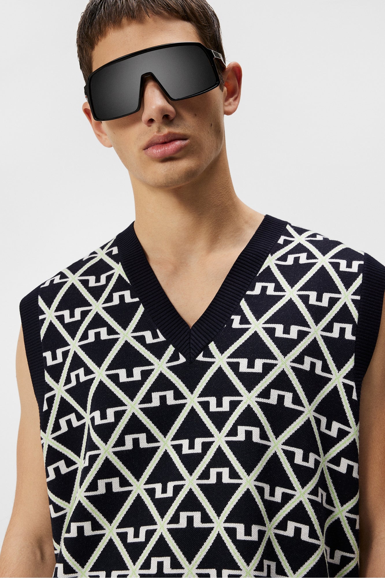 Men | Elian Knitted Vest | Geo JL Navy