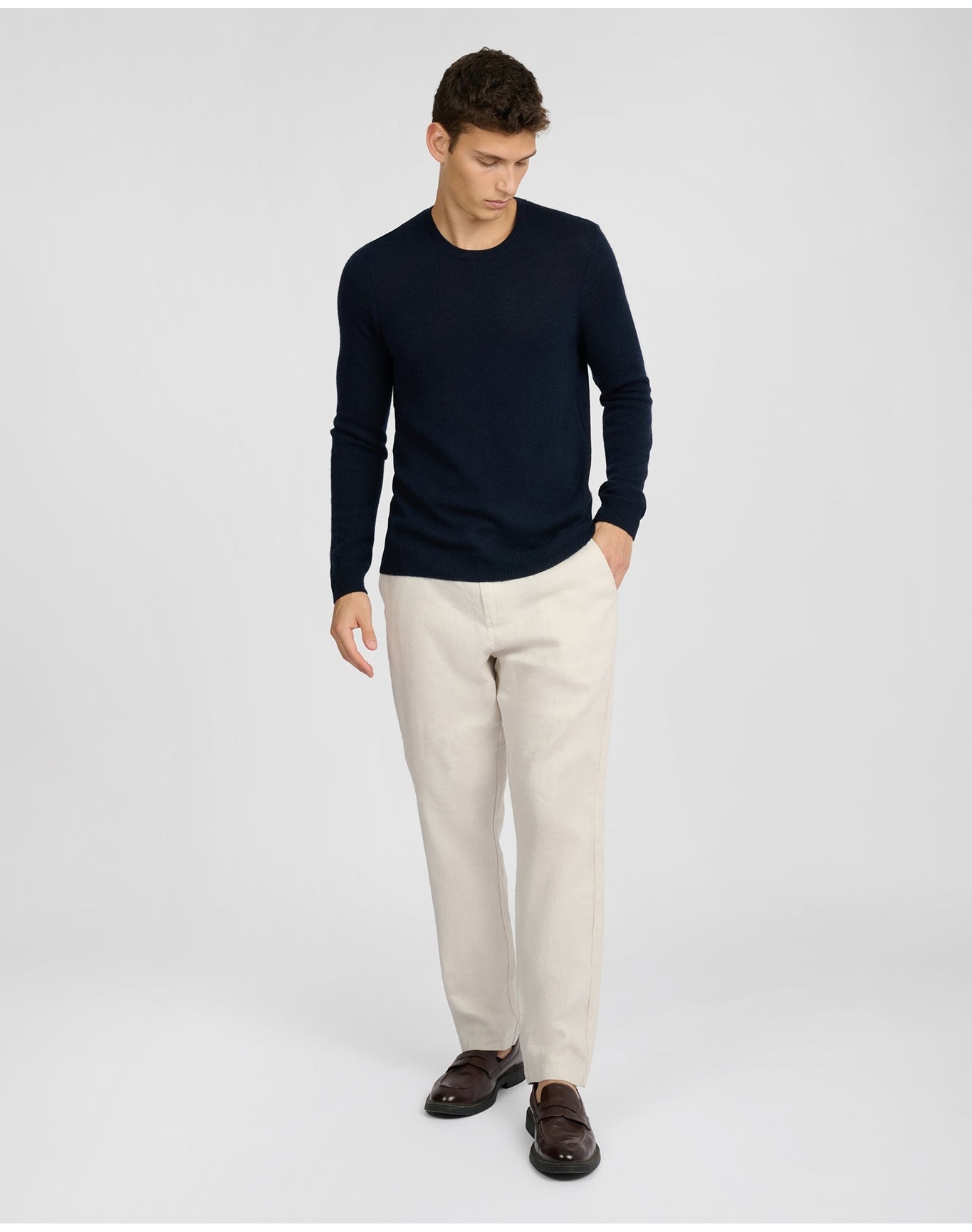 Men | Featherweight Cashmere Sweater | Midnight