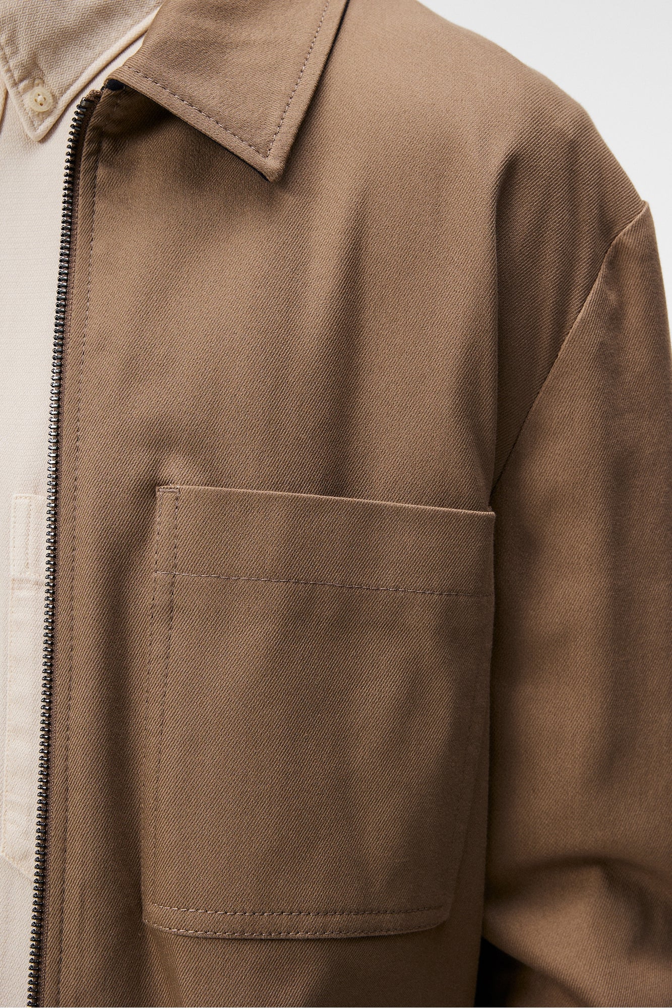 Men | Julius Cotton Twill Overshirt | Walnut