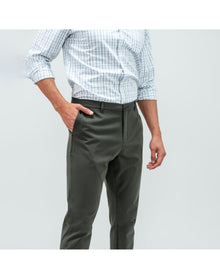Men | Pace Tapered Chino | Olive