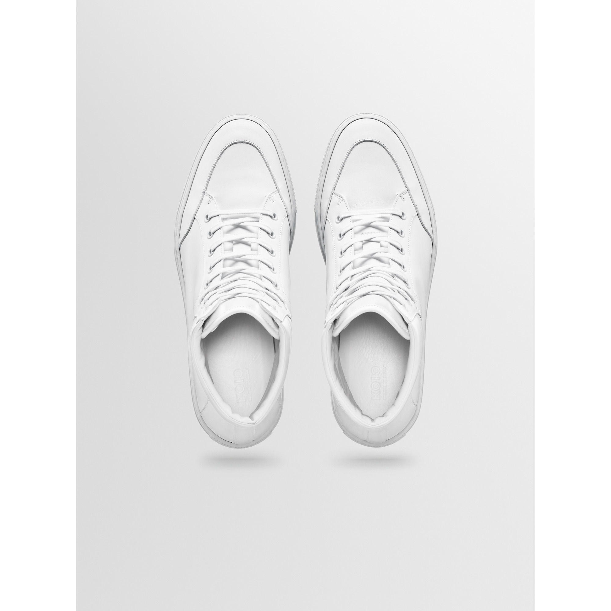 Men | Primo in Triple White