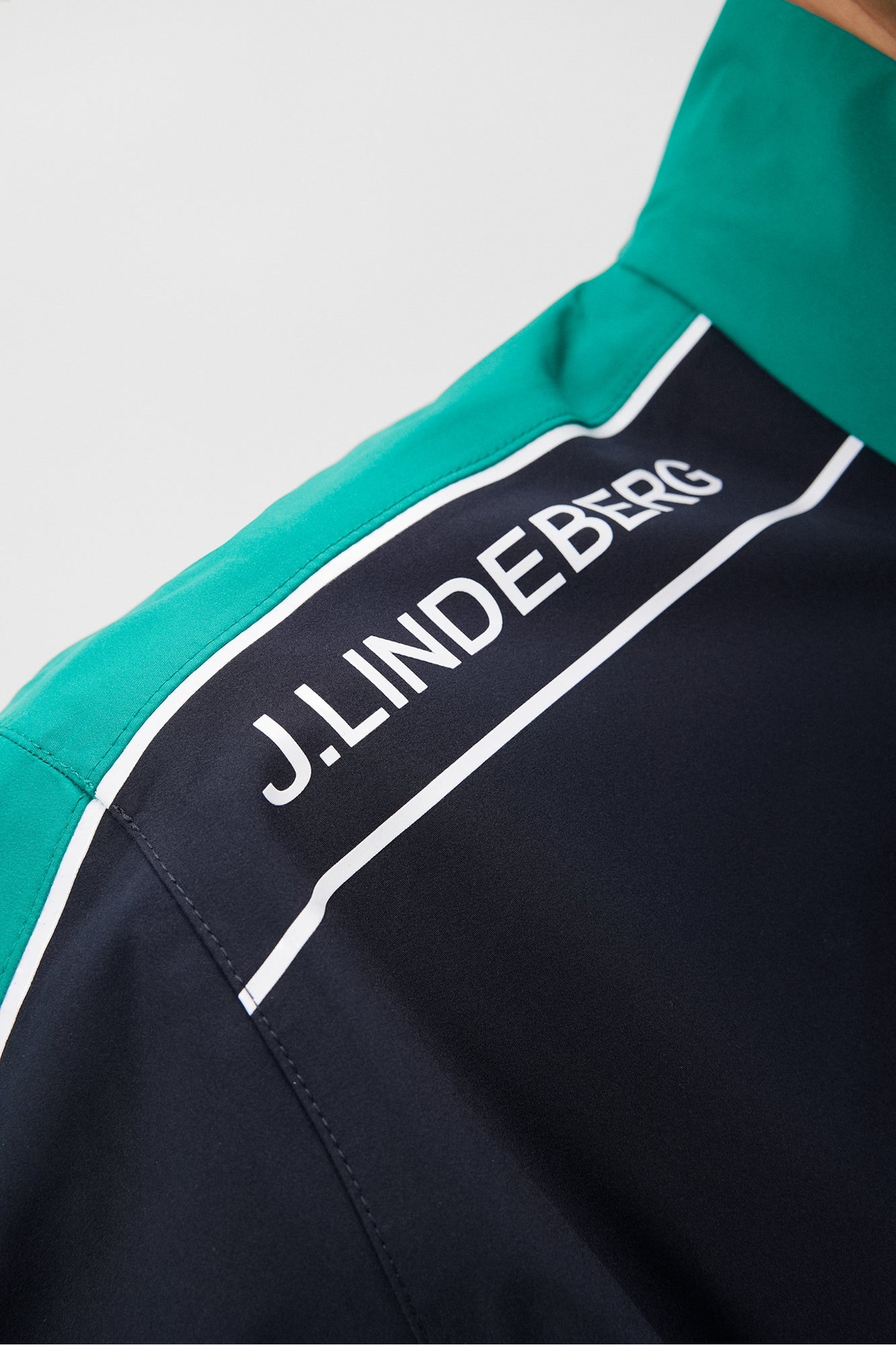 Men | Theo Rain Jacket | Proud Peacock