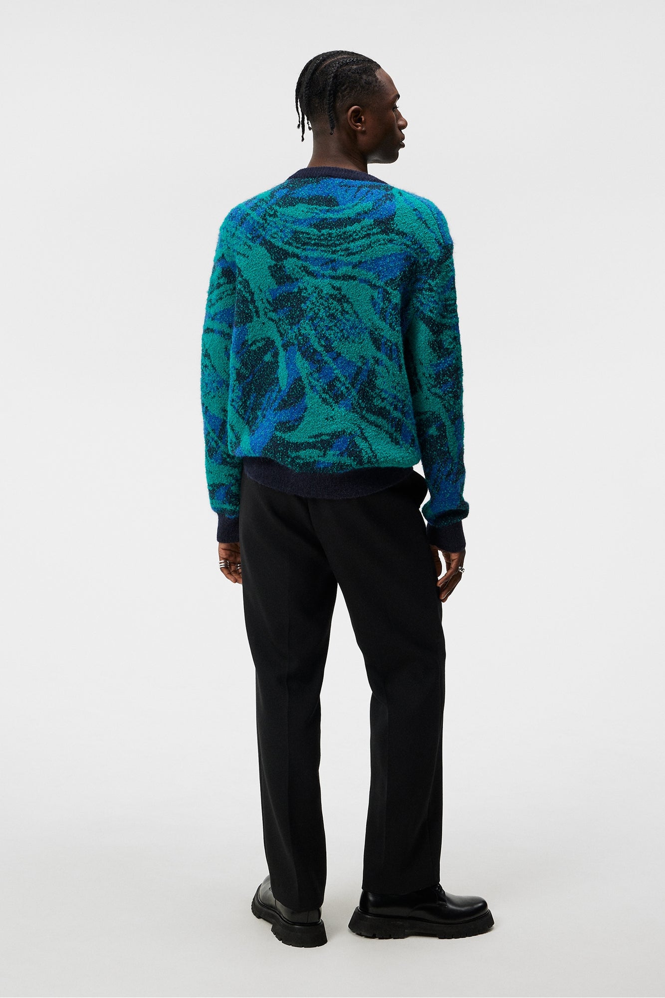 Men | Trestle Jacquard V-Neck | Navy Valley