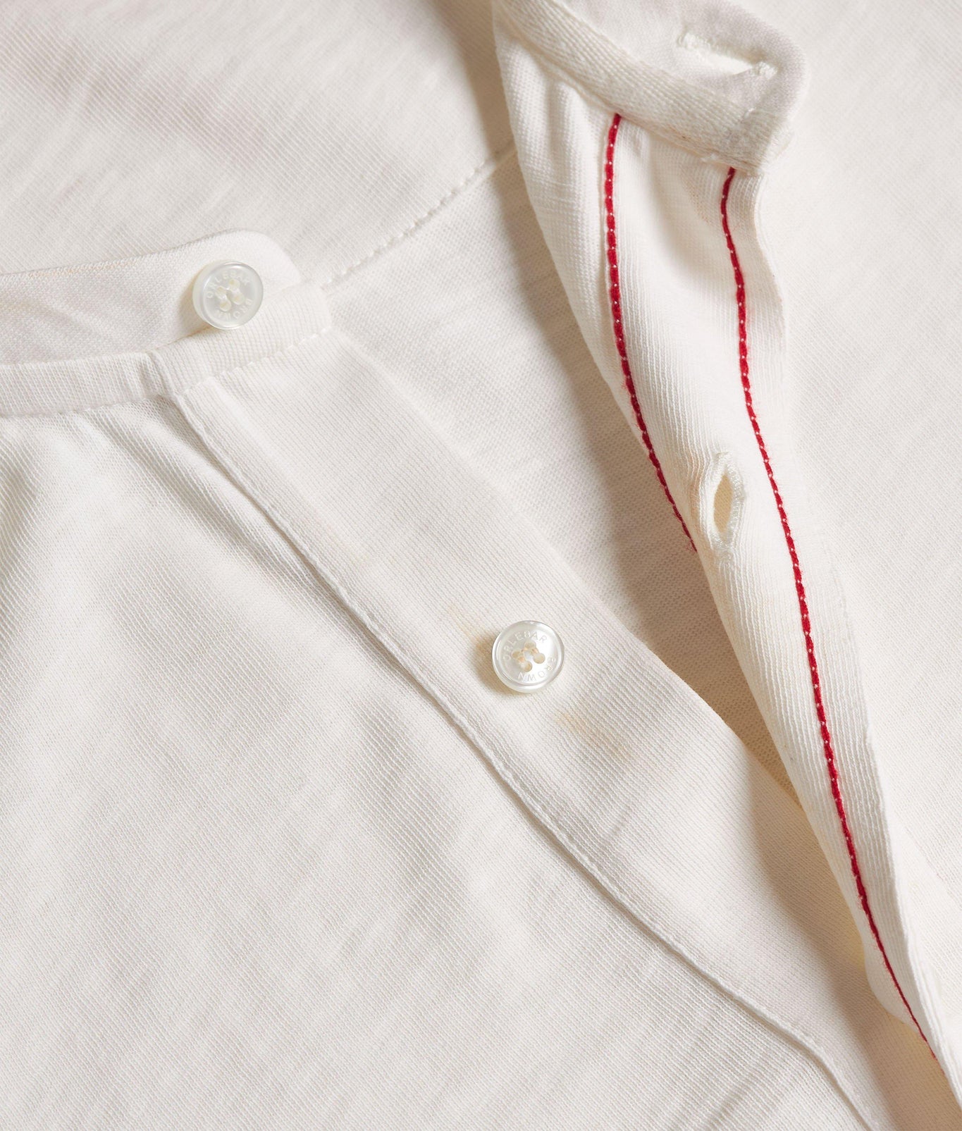 Montrose Classic Fit 3-Button Placket Cotton-Linen T-Shirt | Thasos Beach