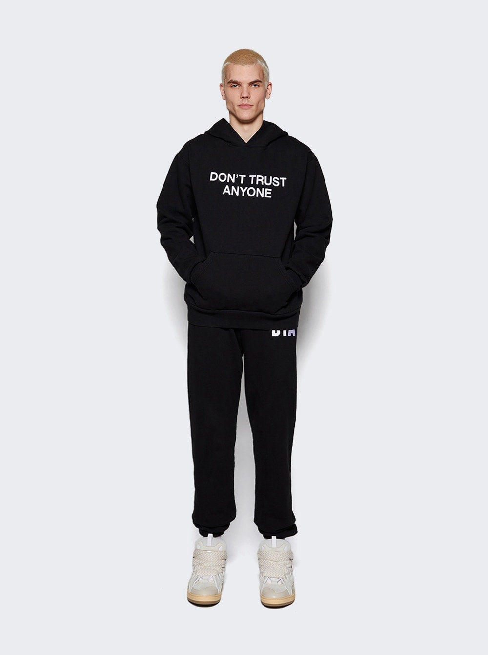 Men | Don't Trust Anyone | Icon Sweatpants | Black