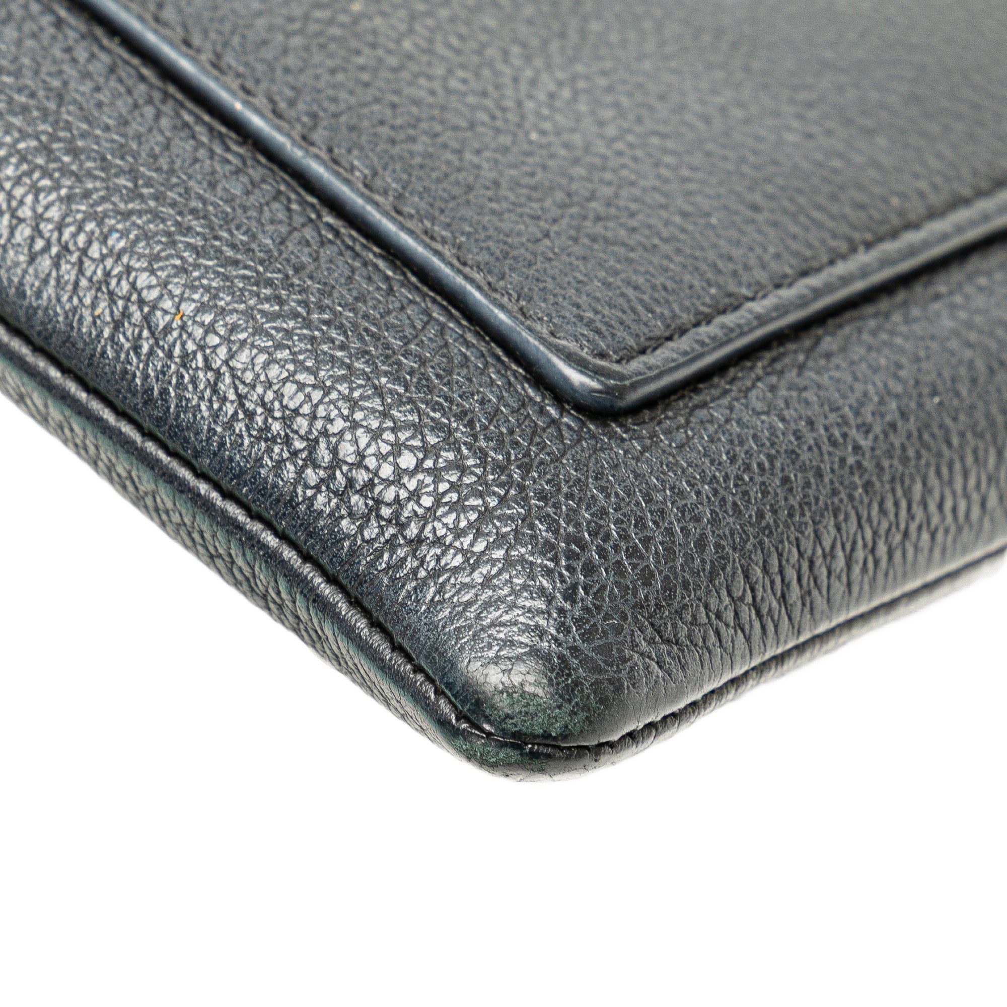 Louis Vuitton | Pre-Owned MyLockMe Chain Pochette | Black