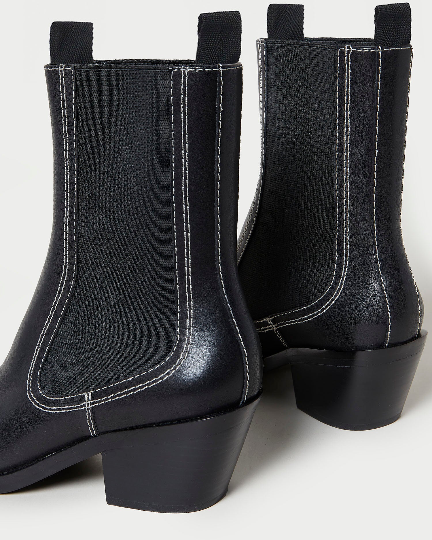Color: Black