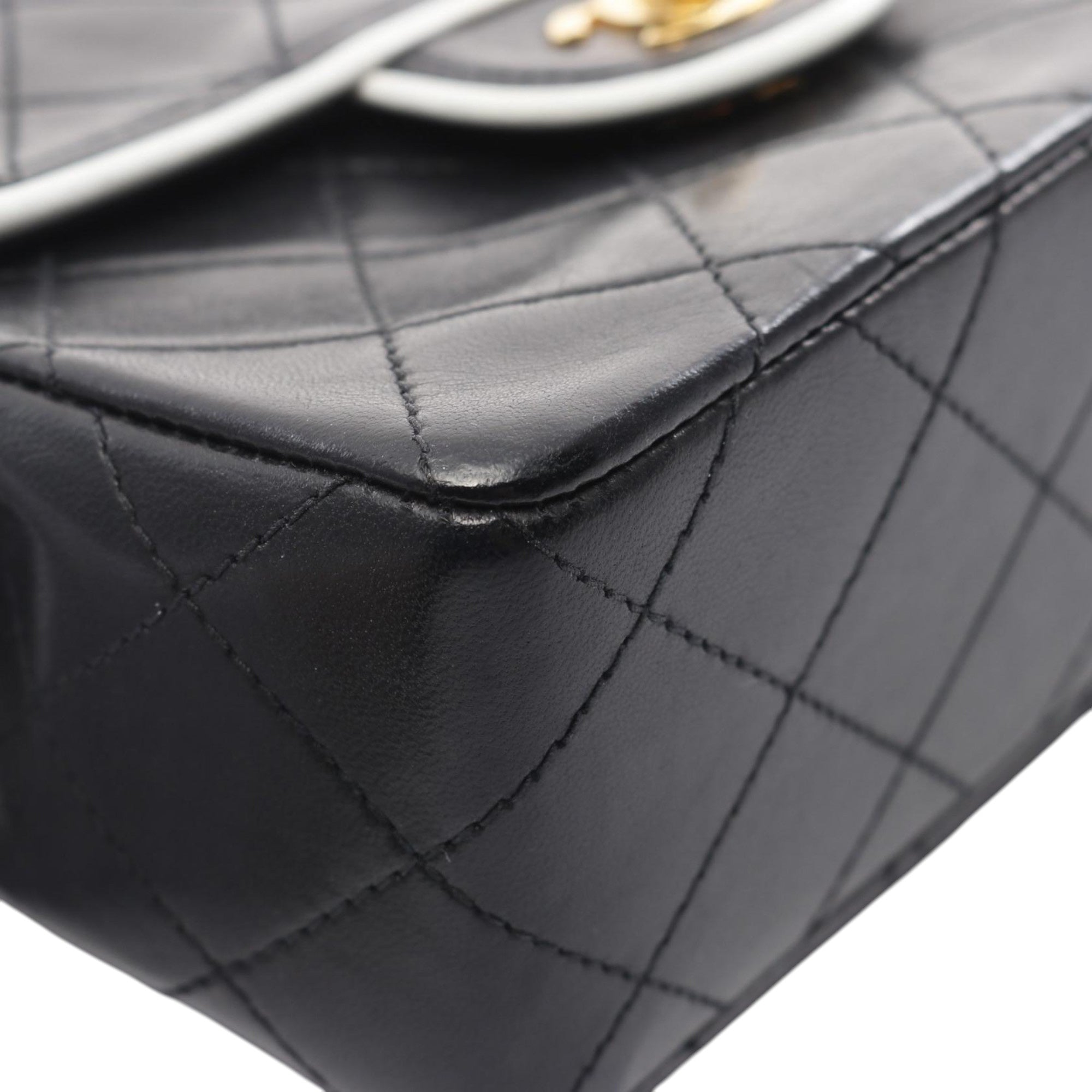Chanel | Pre-Owned Mini Classic Quilted Lambskin Square Single Flap | Black