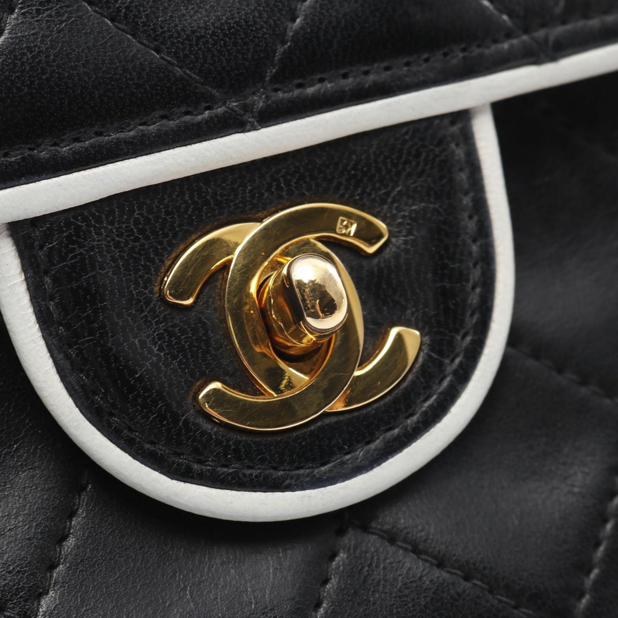 Chanel | Pre-Owned Mini Classic Quilted Lambskin Square Single Flap | Black