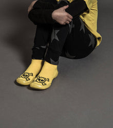 Kid | Collegien New Skull Slippers | Dusty Yellow