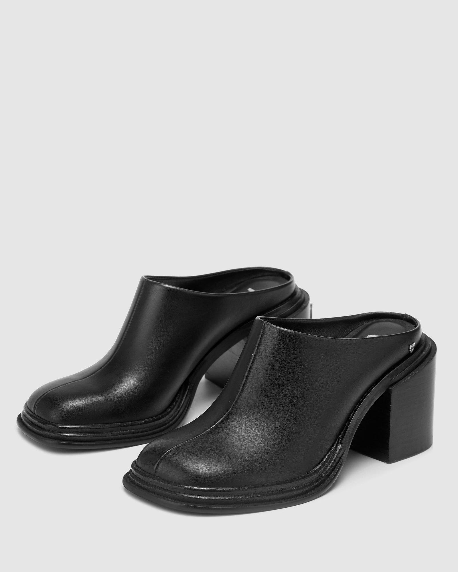 Womens | Nova Leather Heel | Black