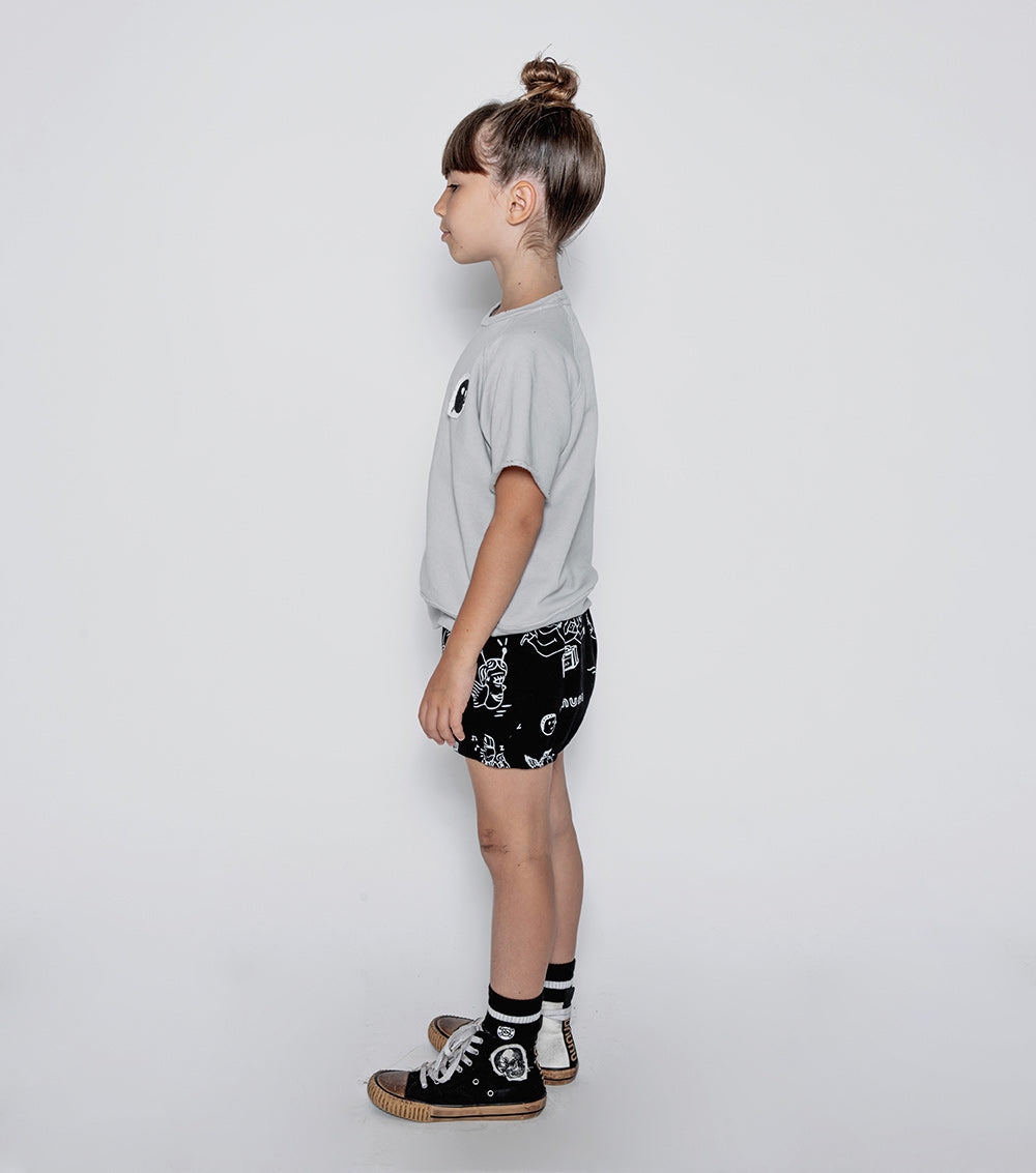 Kid | En Route Yoga Shorts | Black