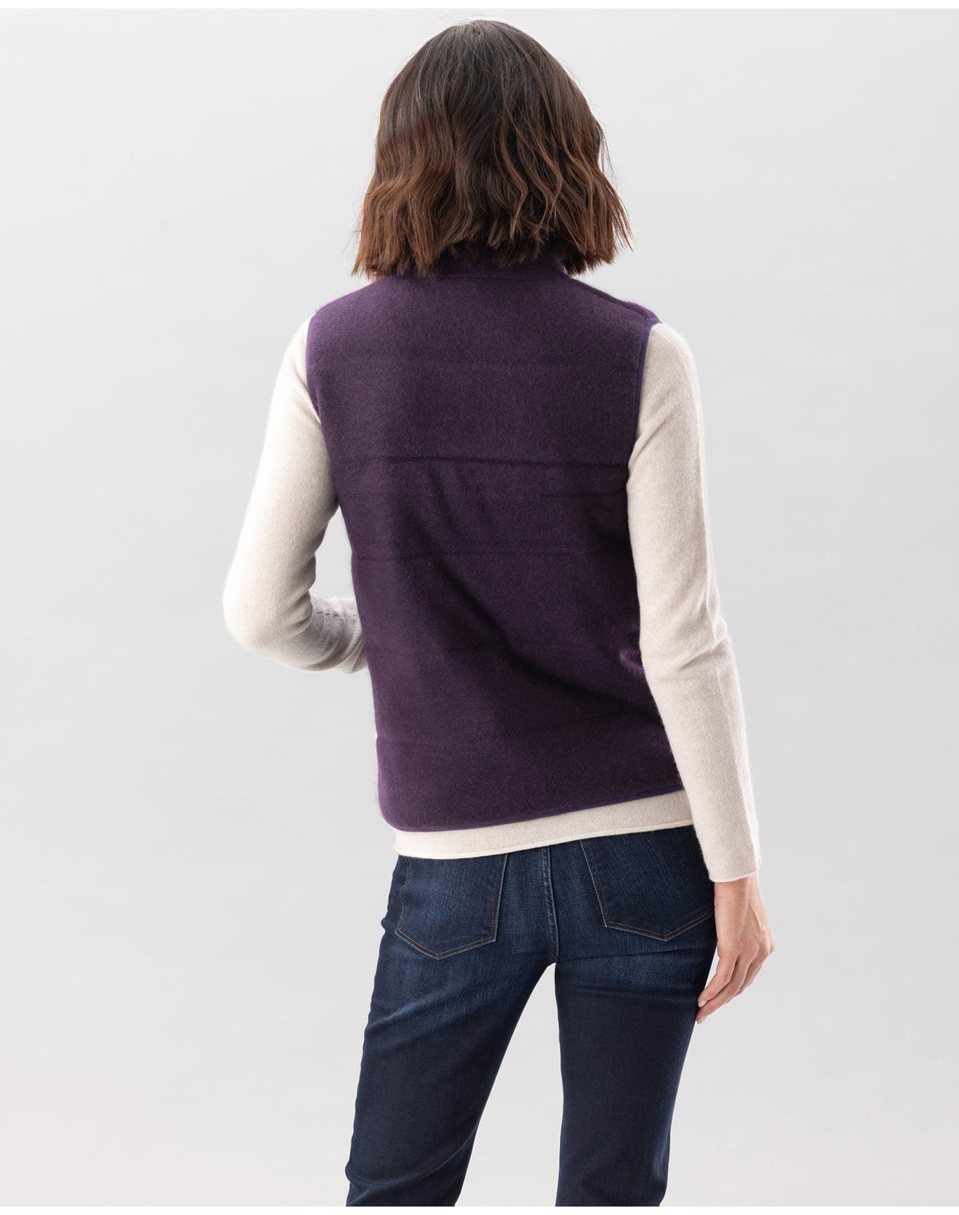 Nomad1942 | Unisex | Magnolia Quilted Vest | Currant