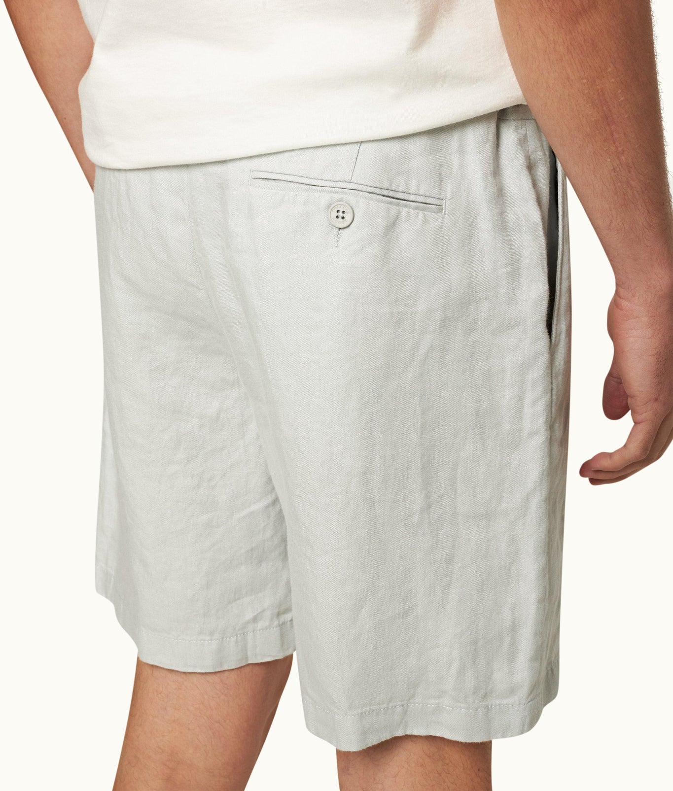 Norwich Linen Tailored Fit Linen Shorts | White Jade