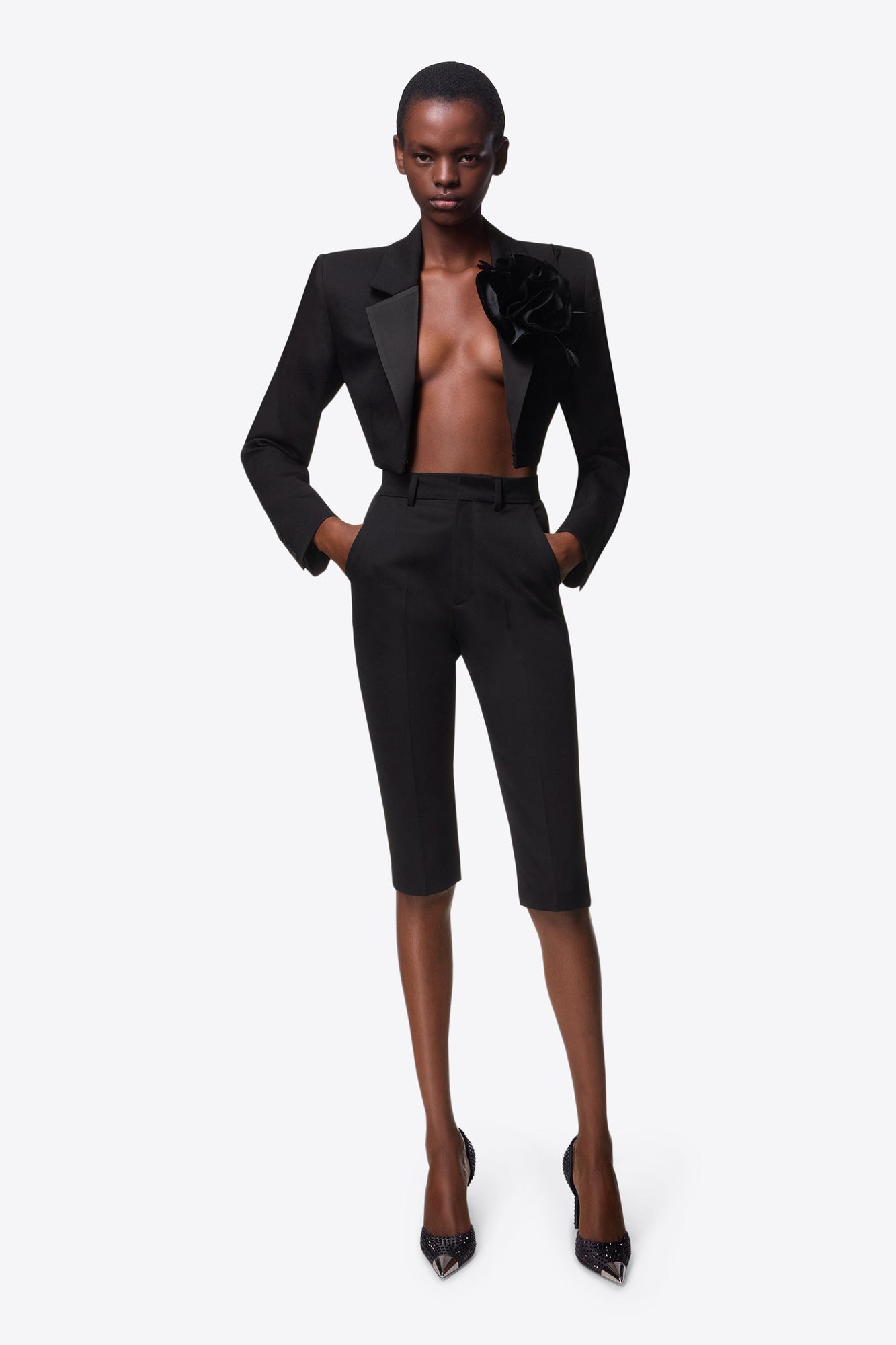 Flower Corsage Cropped Blazer | Black