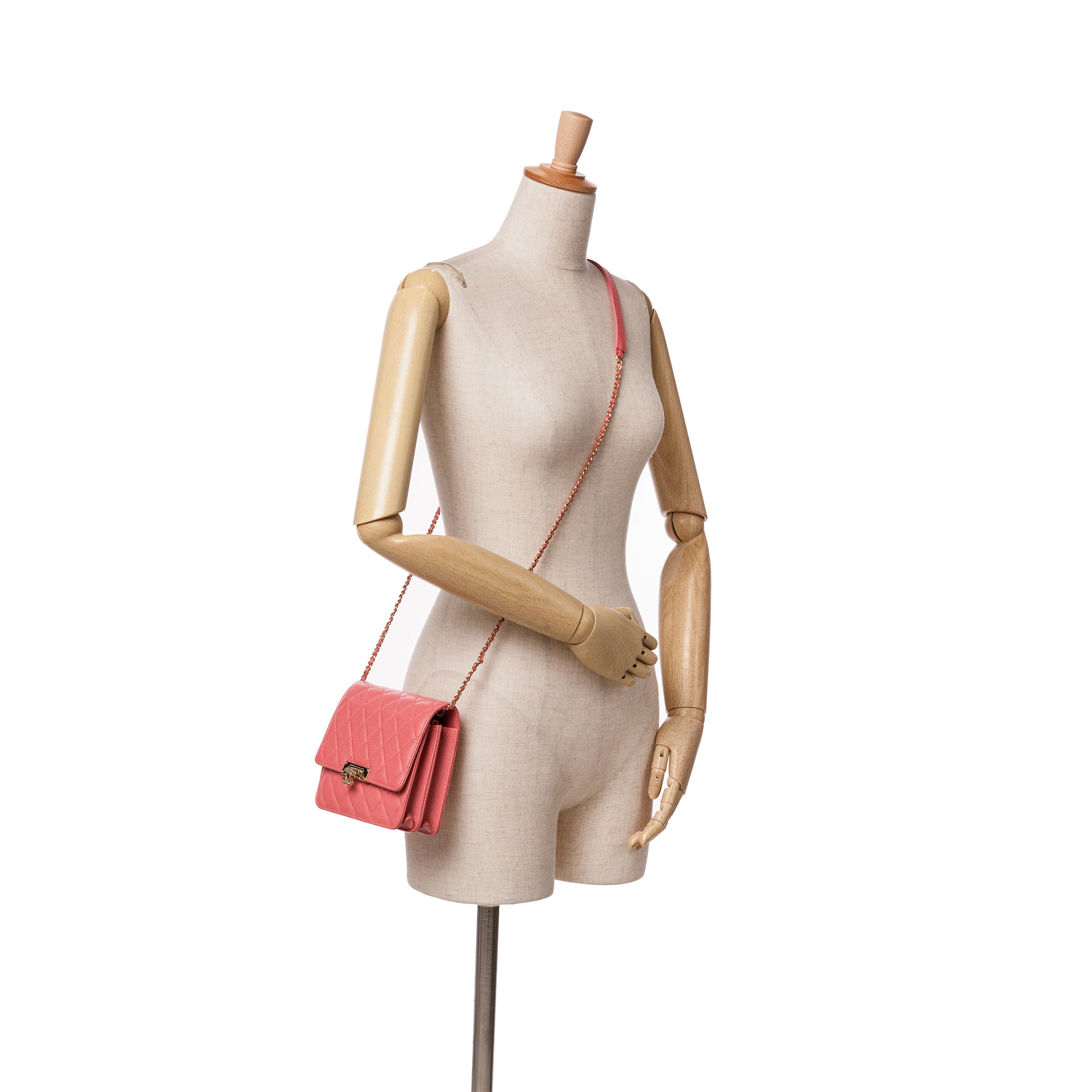 Chanel | Pre-Owned Quilted Caviar Golden Class Wallet On Chain | Pink